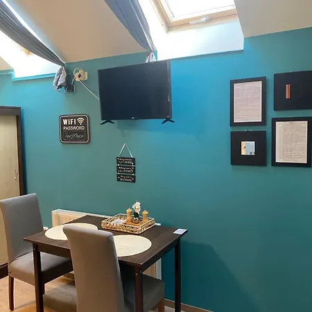 Takacs Vendeghaz * شوبرون