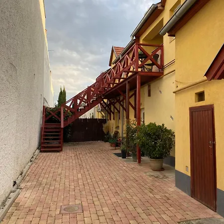Takács * Sopron